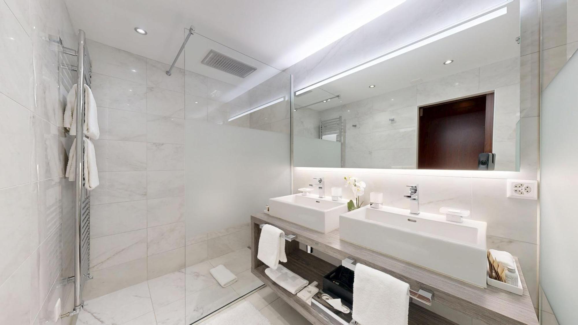 Grand Hotel Des Bains Lavey-les-Bains Room photo
